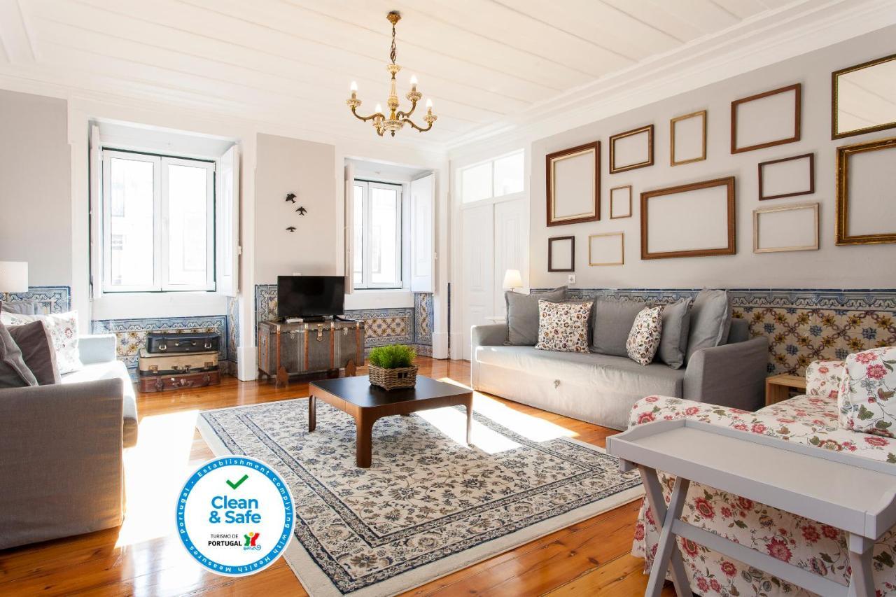 Camoes By Central Hill Apartments ลิสบอน ภายนอก รูปภาพ