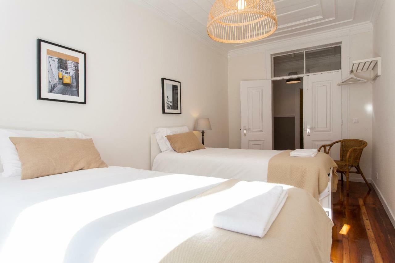 Camoes By Central Hill Apartments ลิสบอน ภายนอก รูปภาพ